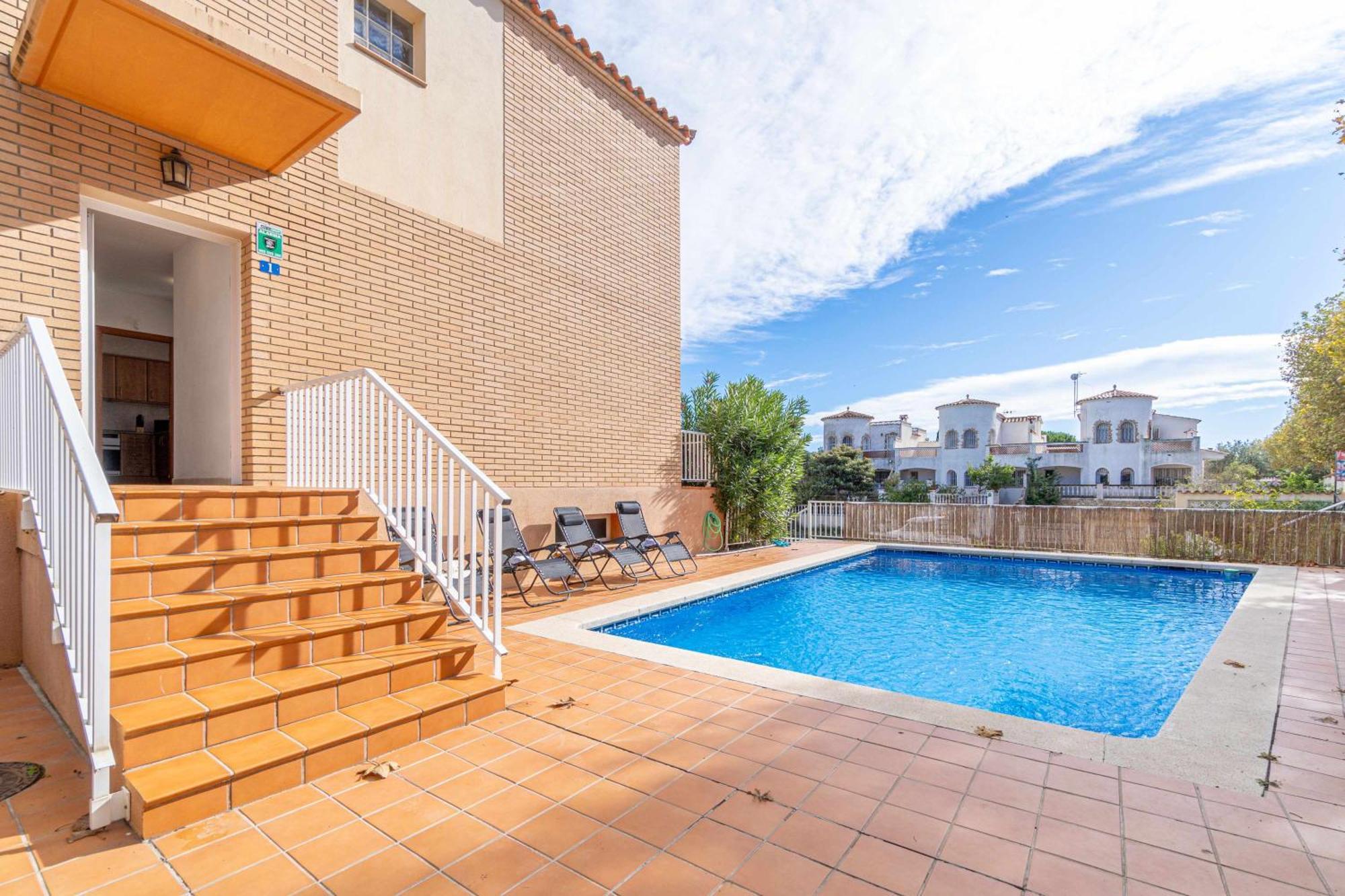 Jouvacations Villa Freser Empuriabrava Exterior foto